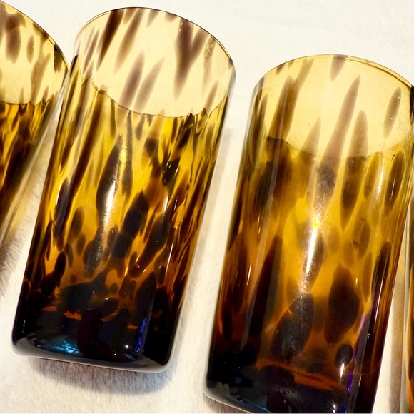 Tortoiseshell Pattern Glass Tumblers - Picture 2 of 3